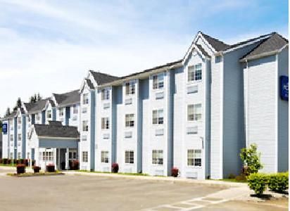 Stay Beyond Inn & Suites Elma Екстериор снимка